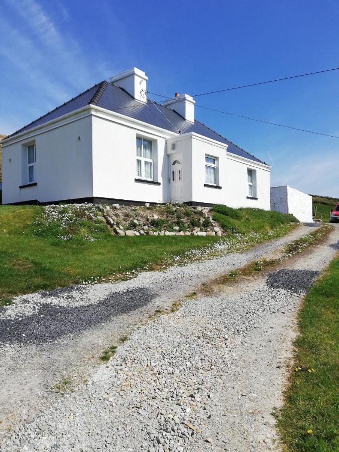 Villa Glenhill - Newly Renovated In A Unique Location Belmullet Exterior foto